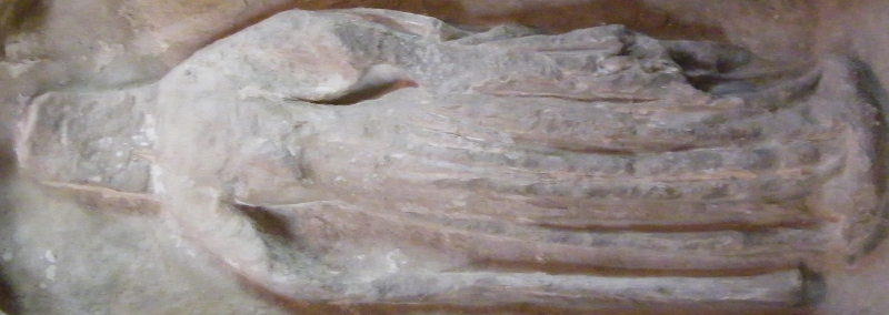 Clifton Reynes - St Mary Thomas Reynes 1390 and wife tomb 1385